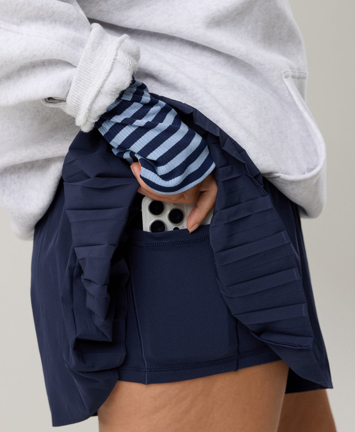 Short OFFLINE con paletones - AZULOSCURO